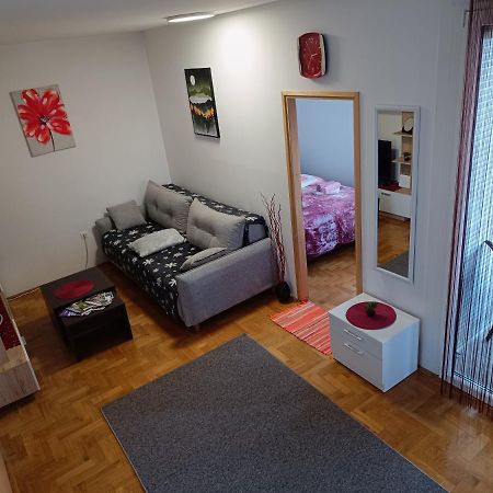Apartman Ante Gospić Εξωτερικό φωτογραφία