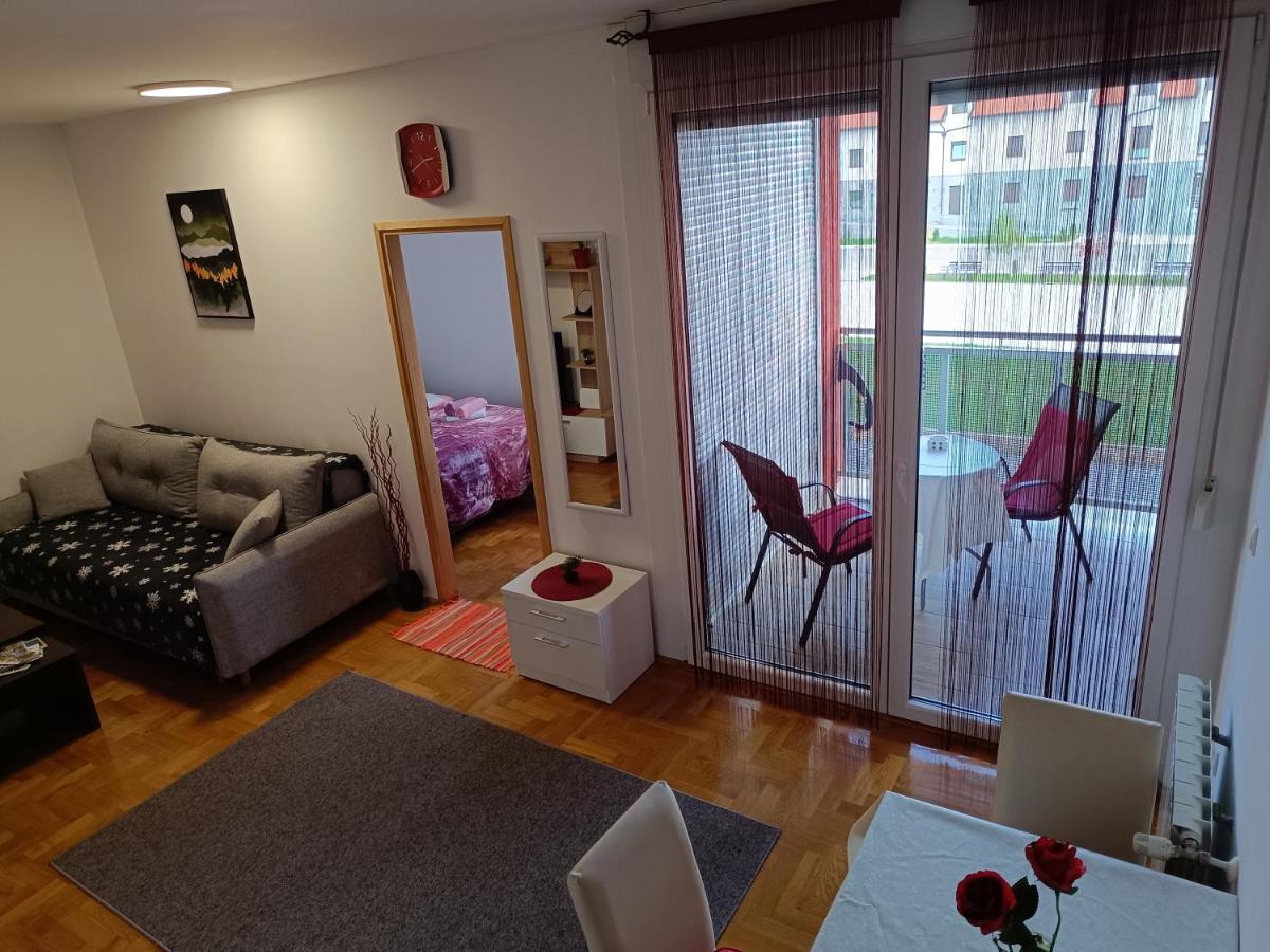 Apartman Ante Gospić Εξωτερικό φωτογραφία